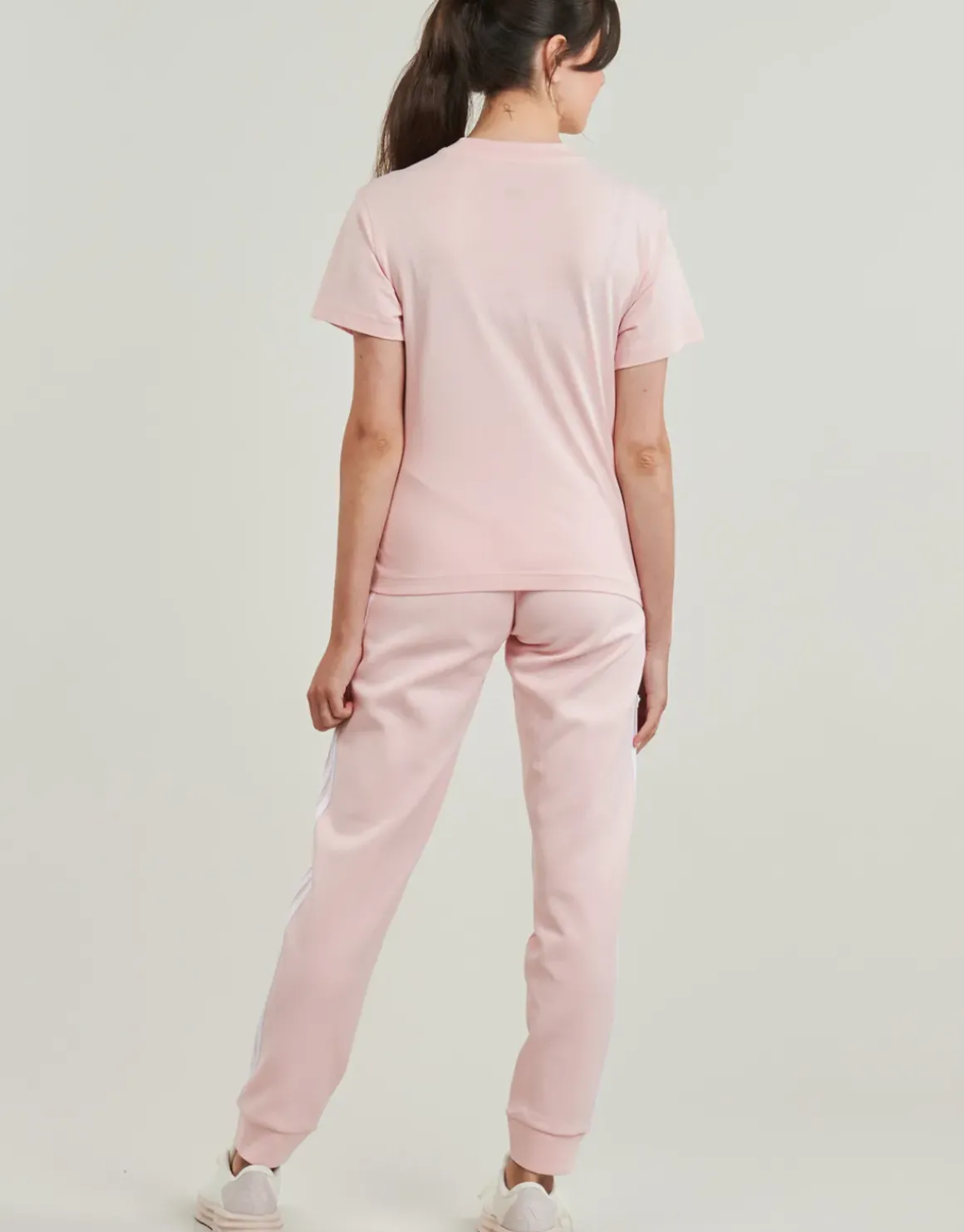 Adidas Sportswear - Essentials Small Logo T-Shirt