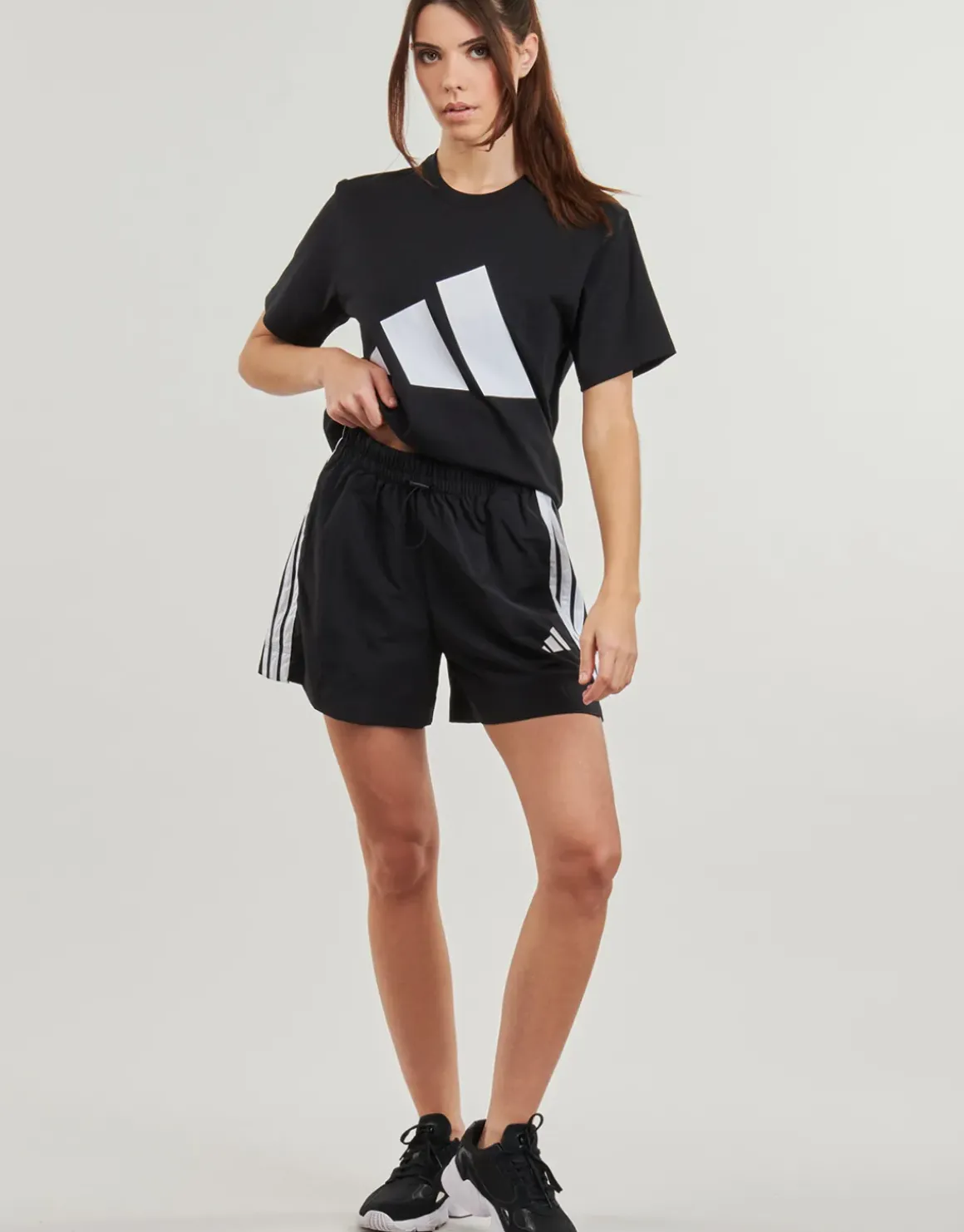 Adidas Sportswear - JE1309