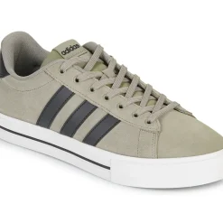 Adidas Sportswear - DAILY 4.0