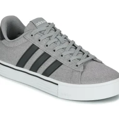 Adidas Sportswear - DAILY 4.0