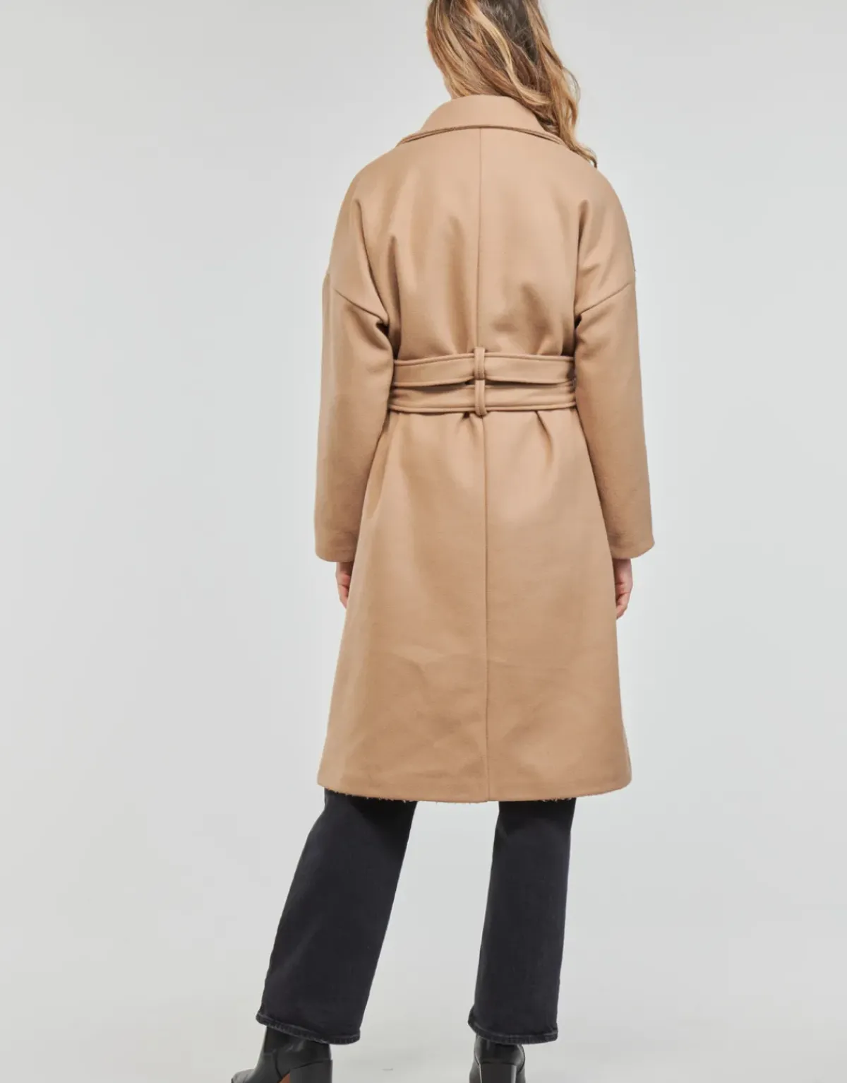 Betty London - MAUVINA