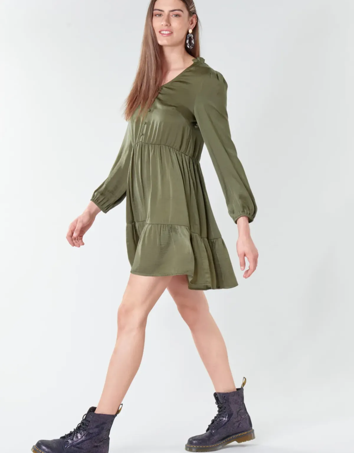 Betty London - NULIE