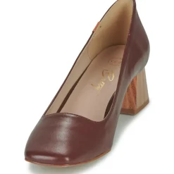 Betty London - CLAUDIE