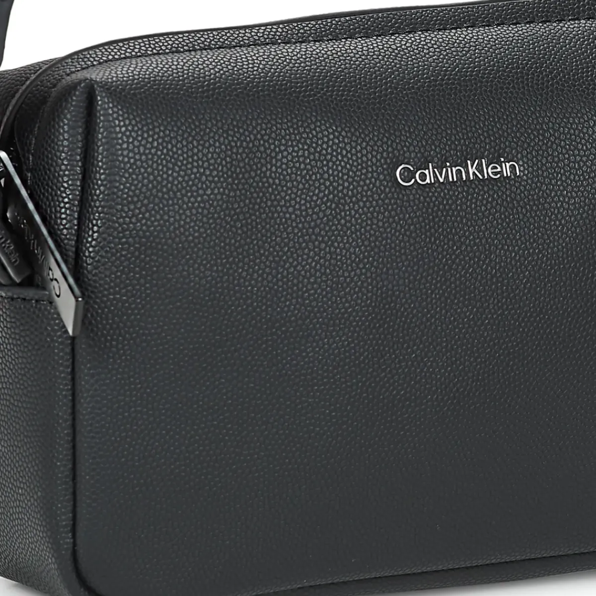 Calvin Klein Jeans - CK MUST CAMERA BAG S