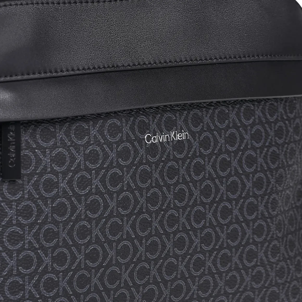 Calvin Klein Jeans - CK MUST ROUND BP MONO