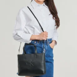 Calvin Klein Jeans - SCULPTED MINI EW TOTE