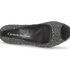 Carmen Steffens - TOUGA