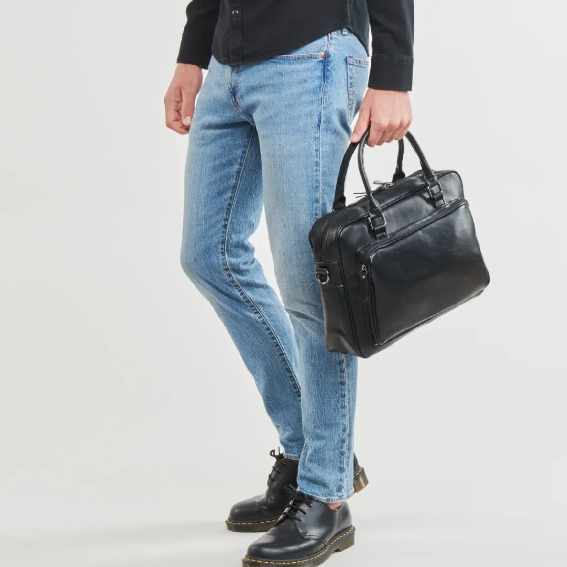 Casual Attitude - ADIANA