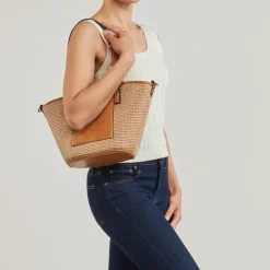 Casual Attitude - NINA