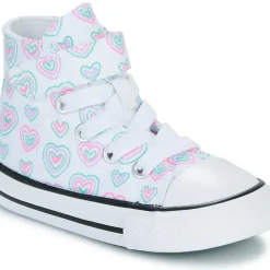 Converse - CHUCK TAYLOR ALL STAR HEARTS EASY-ON