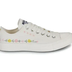 Converse - CHUCK TAYLOR ALL STAR EMBROIDERED FLOWERS