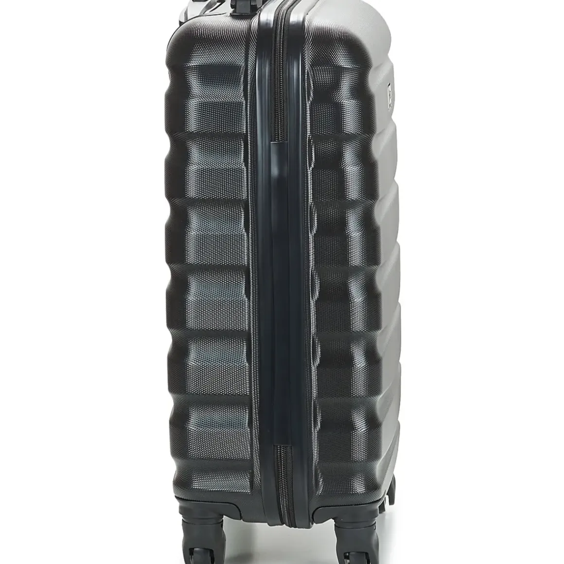 David Jones - CHAUVETTINI 34L CABIN