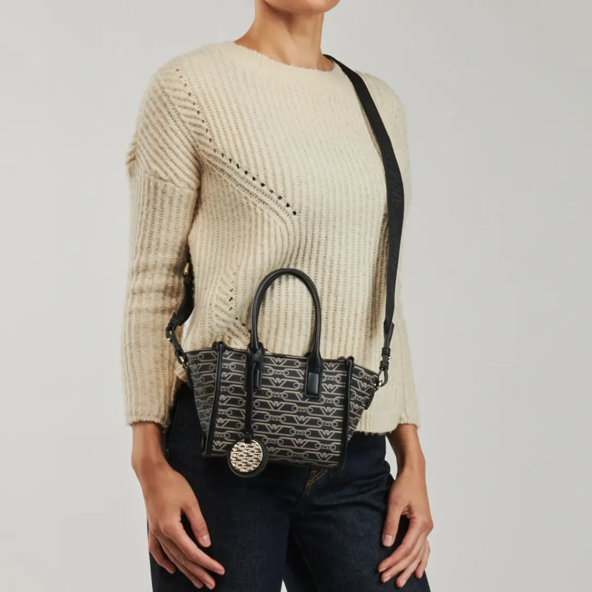 Emporio Armani - SHOPPING BAG EW000371