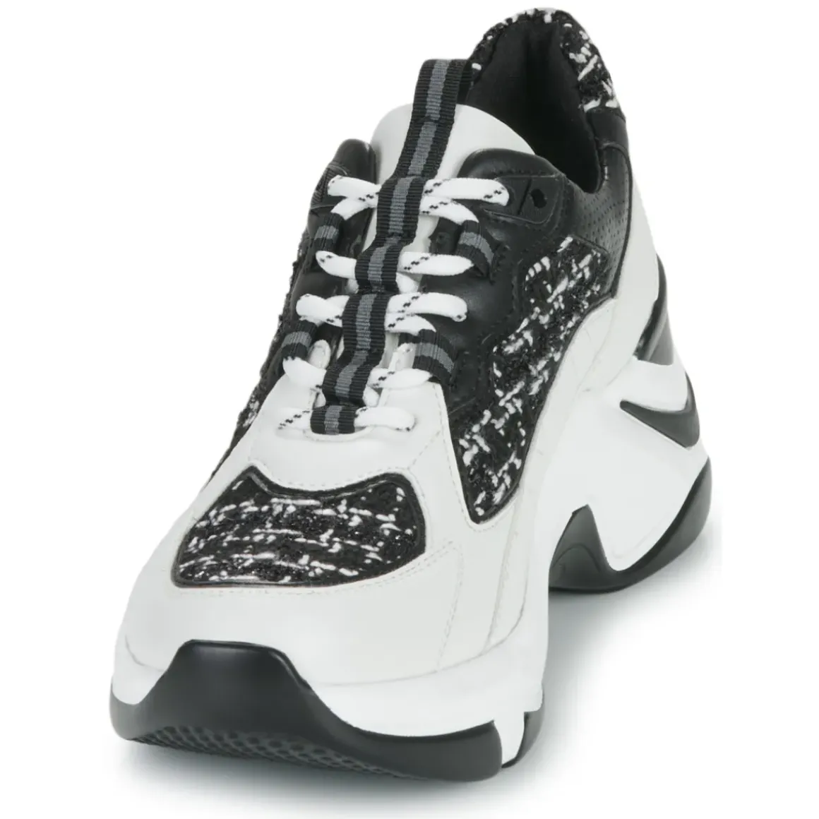 Exé Shoes - EXO