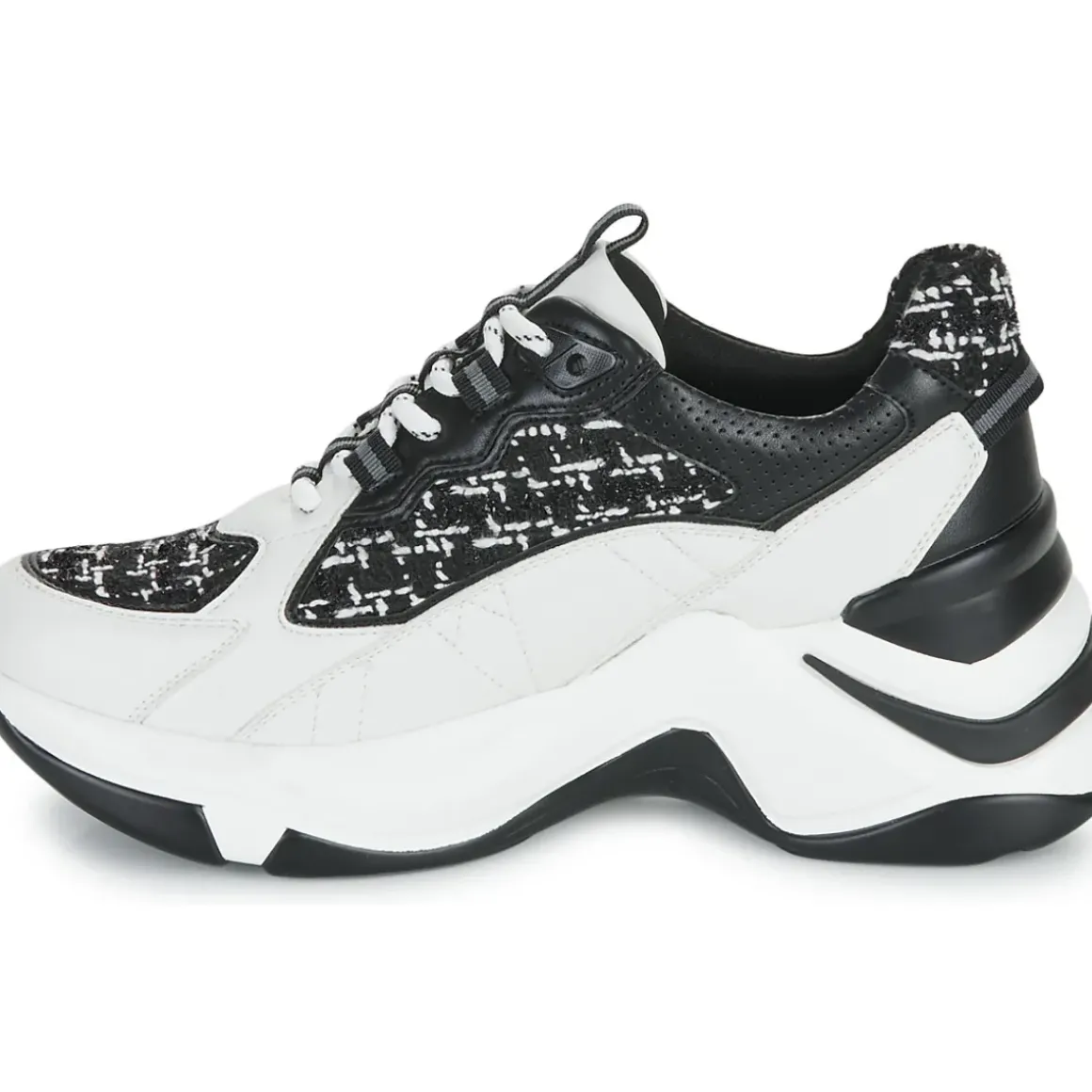 Exé Shoes - EXO