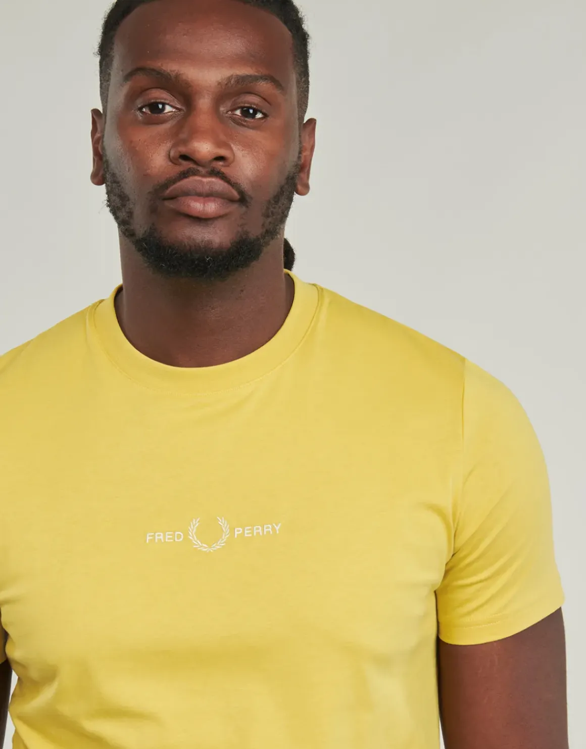 Fred Perry - EMBROIDERED