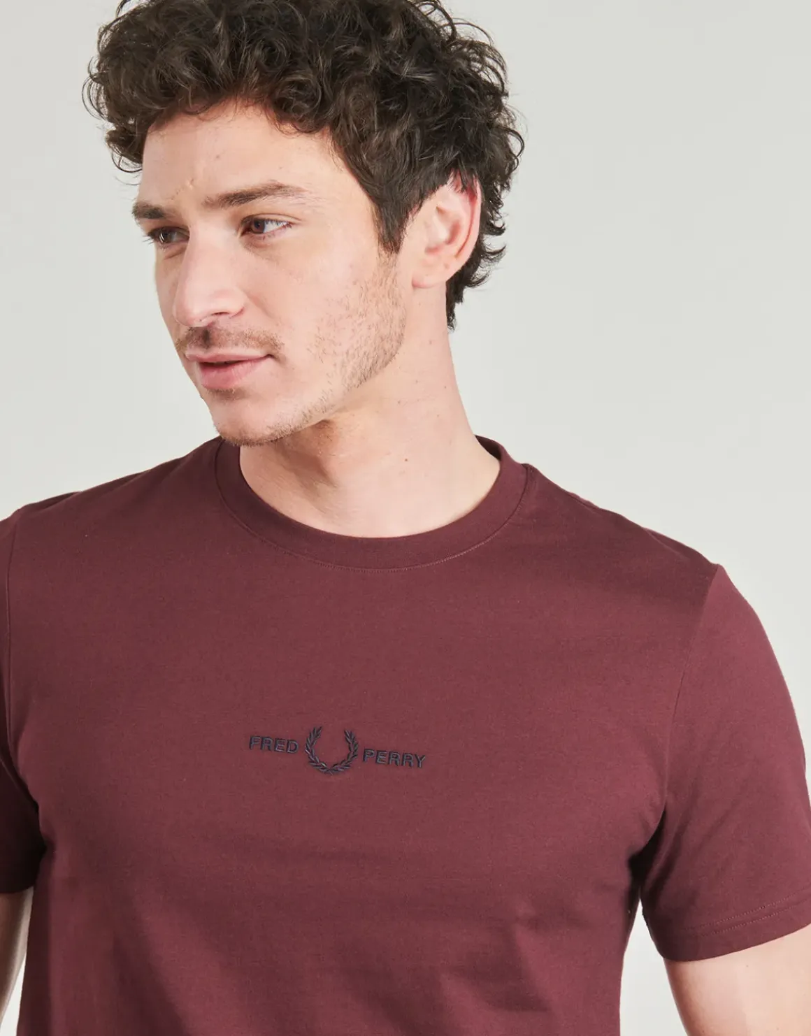 Fred Perry - EMBROIDERED T-SHIRT