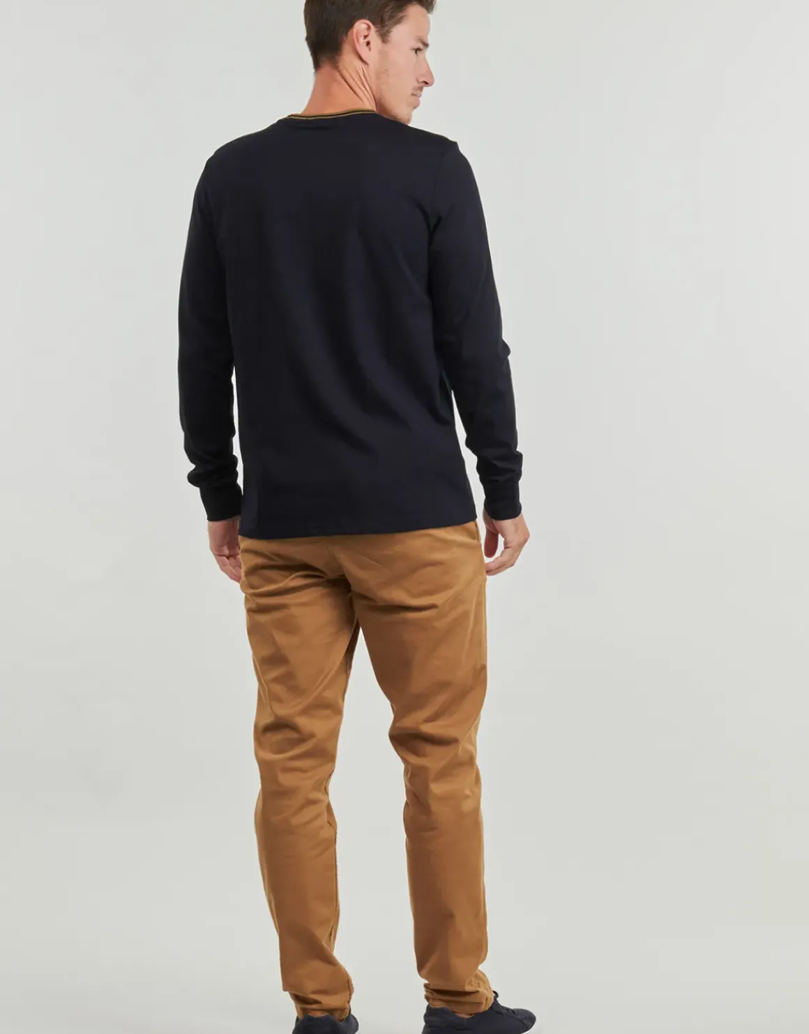 Fred Perry - TWIN TIPPED