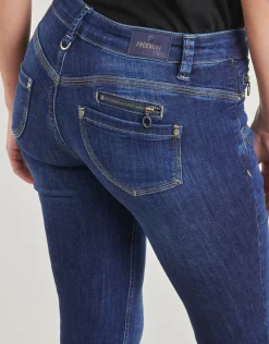 Freeman T.Porter - ALEXA CROPPED S-SDM