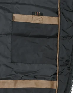 Geographical Norway - ABRAMOVITCH