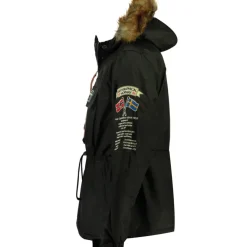 Geographical Norway - BARMAN BOY