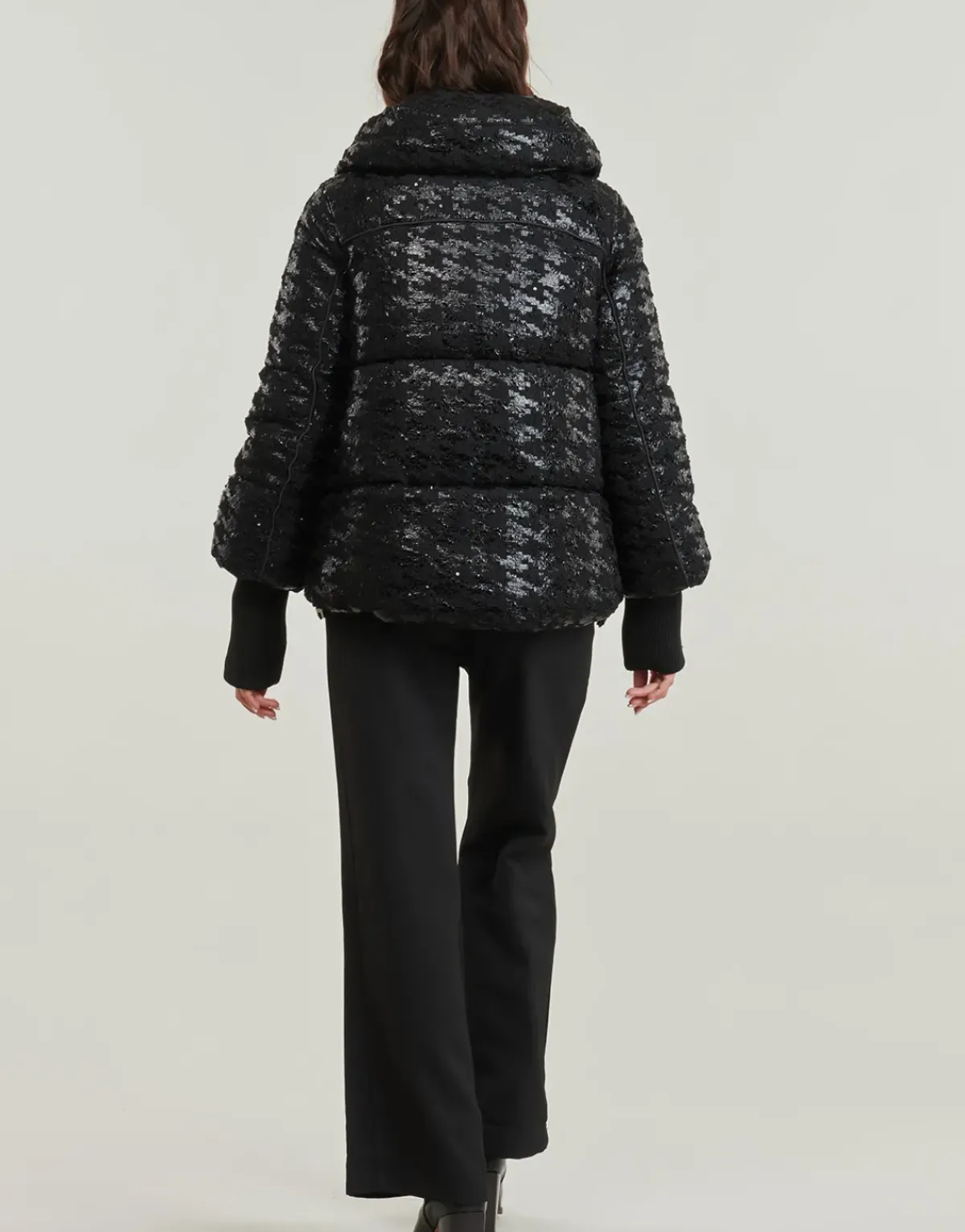 Guess - MELIE HOUNDSTOOTH PUFFER