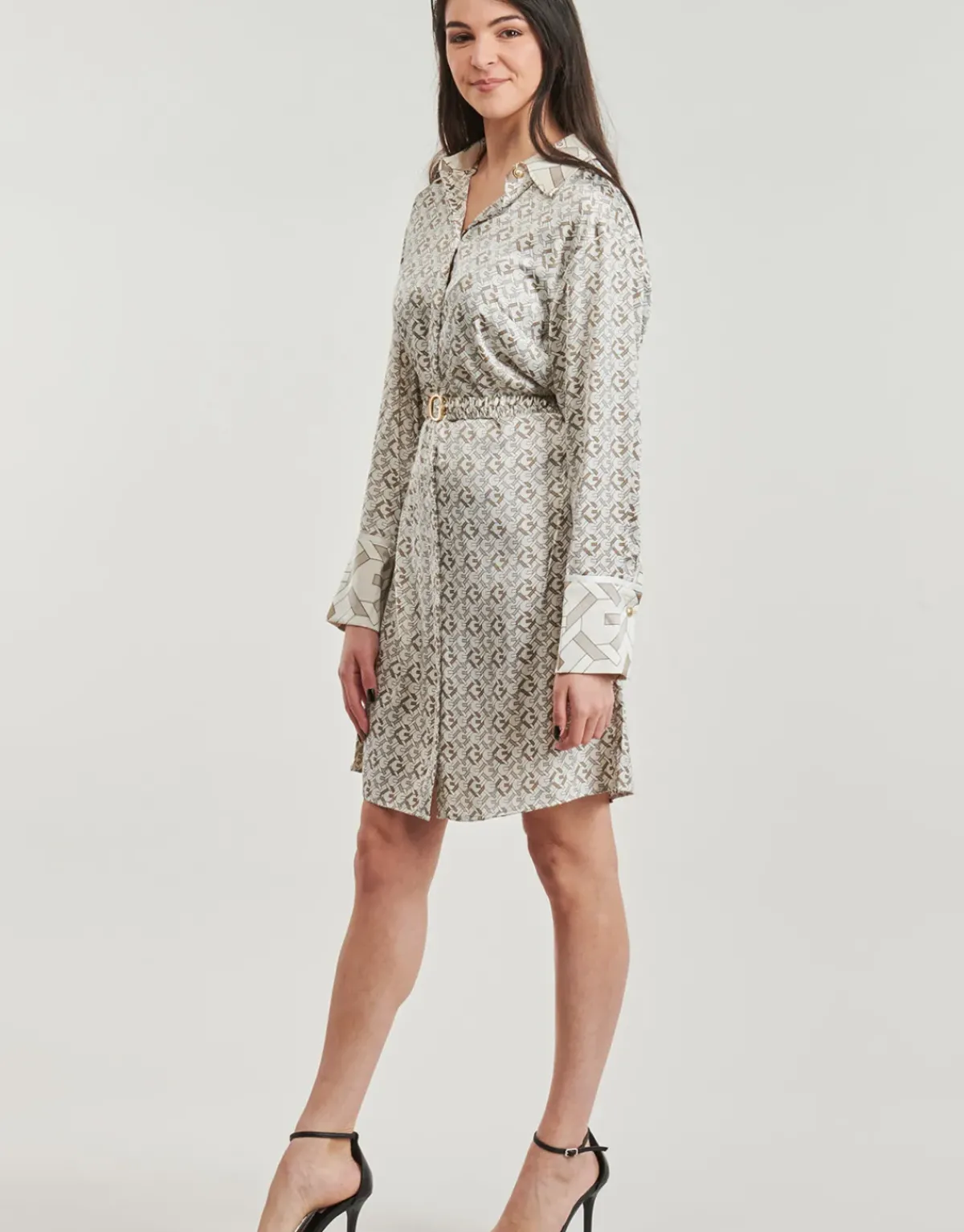 Guess - VERONICA