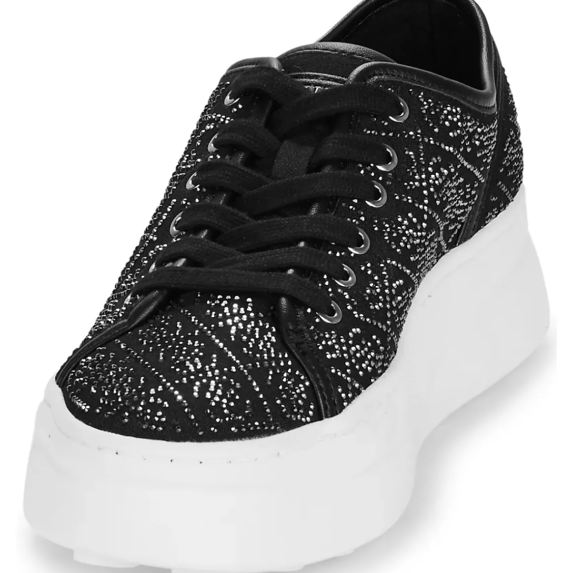 Guess - QUEENY