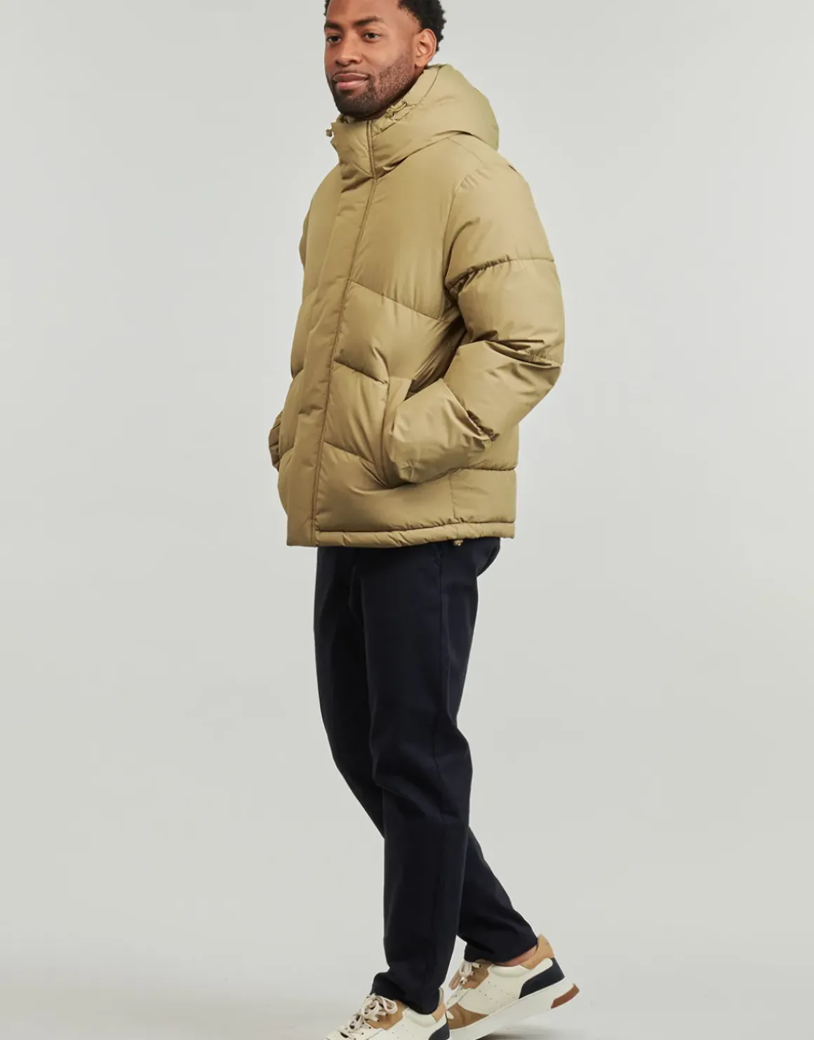 Jack & Jones - JJWORLD