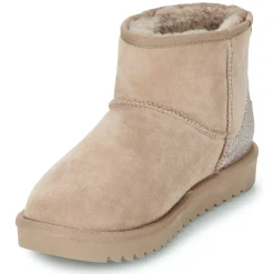 Kangaroos - K-UW Broome