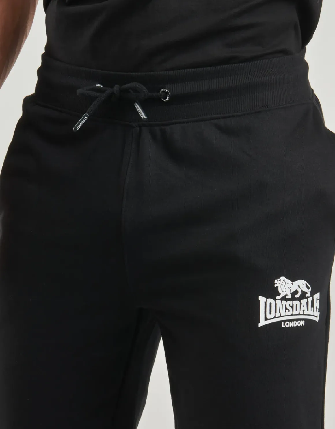 Lonsdale - PILSON