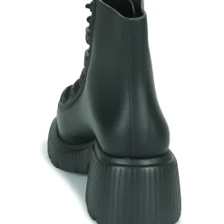 Melissa - MELISSA COSMO BOOT AD