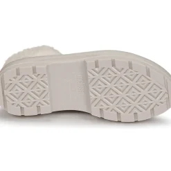 Melissa - FLUFFY SNEAKER AD