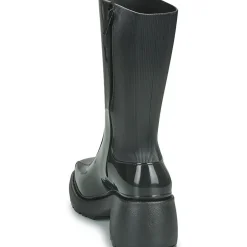 Melissa - MELISSA NANCY BOOT AD
