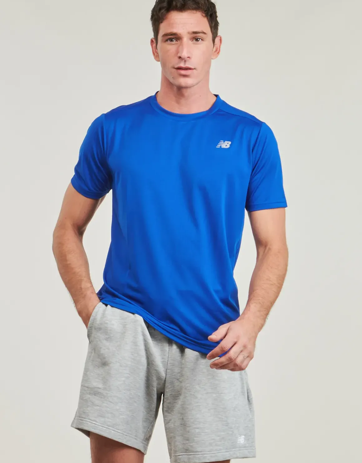 New Balance - CORE RUN SHORT SLEEVES