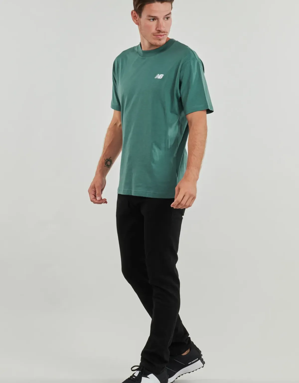 New Balance - SMALL LOGO JERSEY TEE