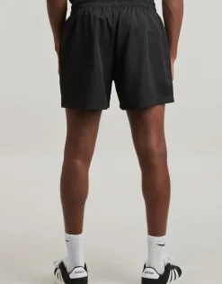 New-Era - LEAGUE ESSENTIALS SHORT