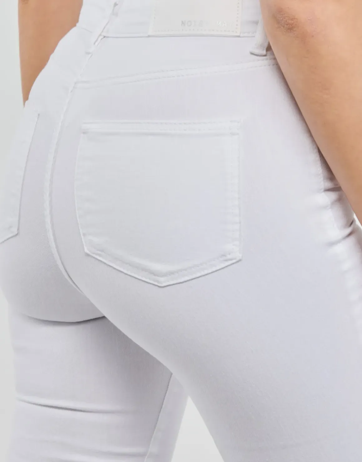 Noisy May - NMSALLIE HW KICK FLARED JEANS VI163BW S*