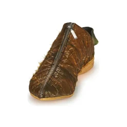 Papucei - LARISA