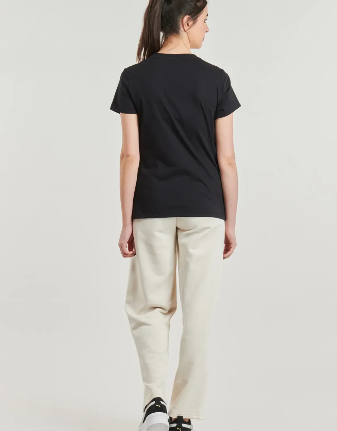 Puma - TEE W MIF BADGE BRODE
