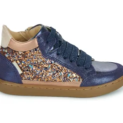 Shoo Pom - PLAY CONNECT