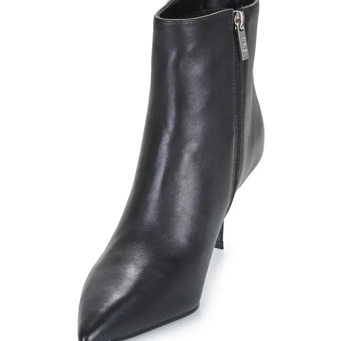 Steve Madden - SABINE