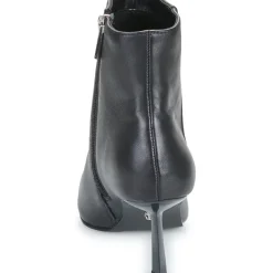 Steve Madden - SABINE