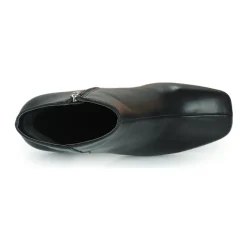 Steve Madden - STREAMS