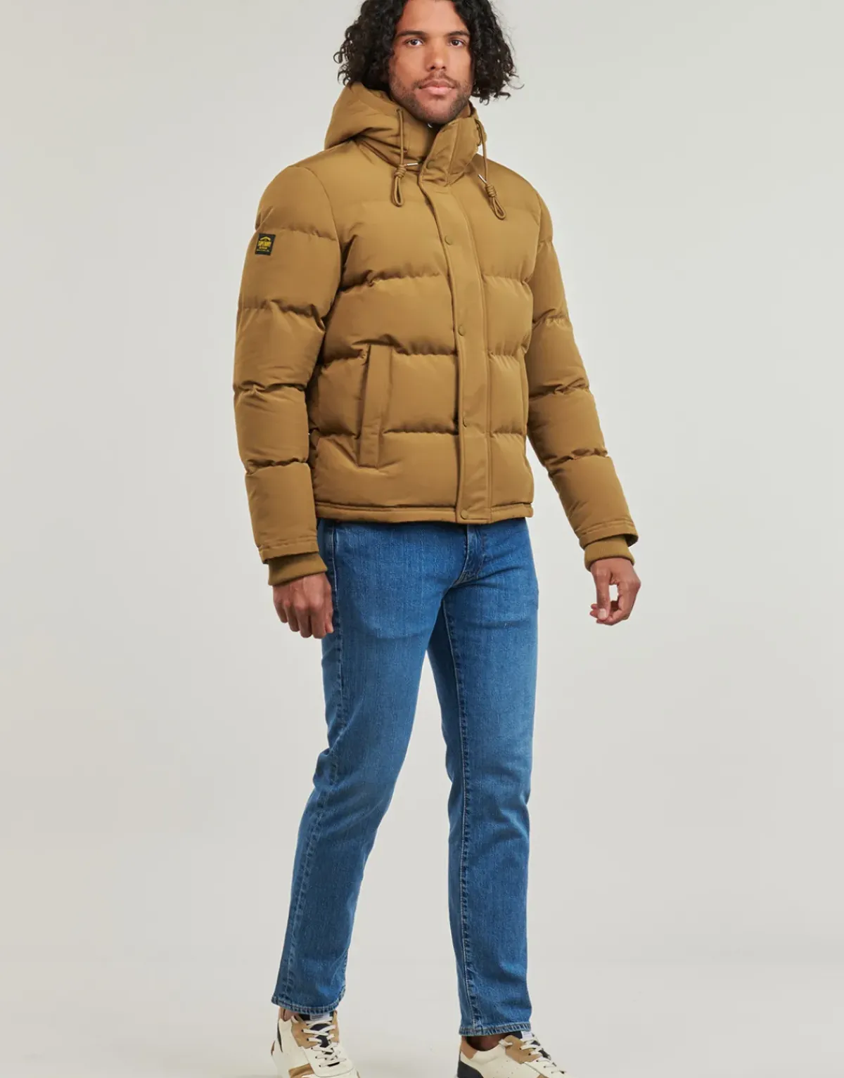 Superdry - EVEREST SHORT HOODED PUFFER