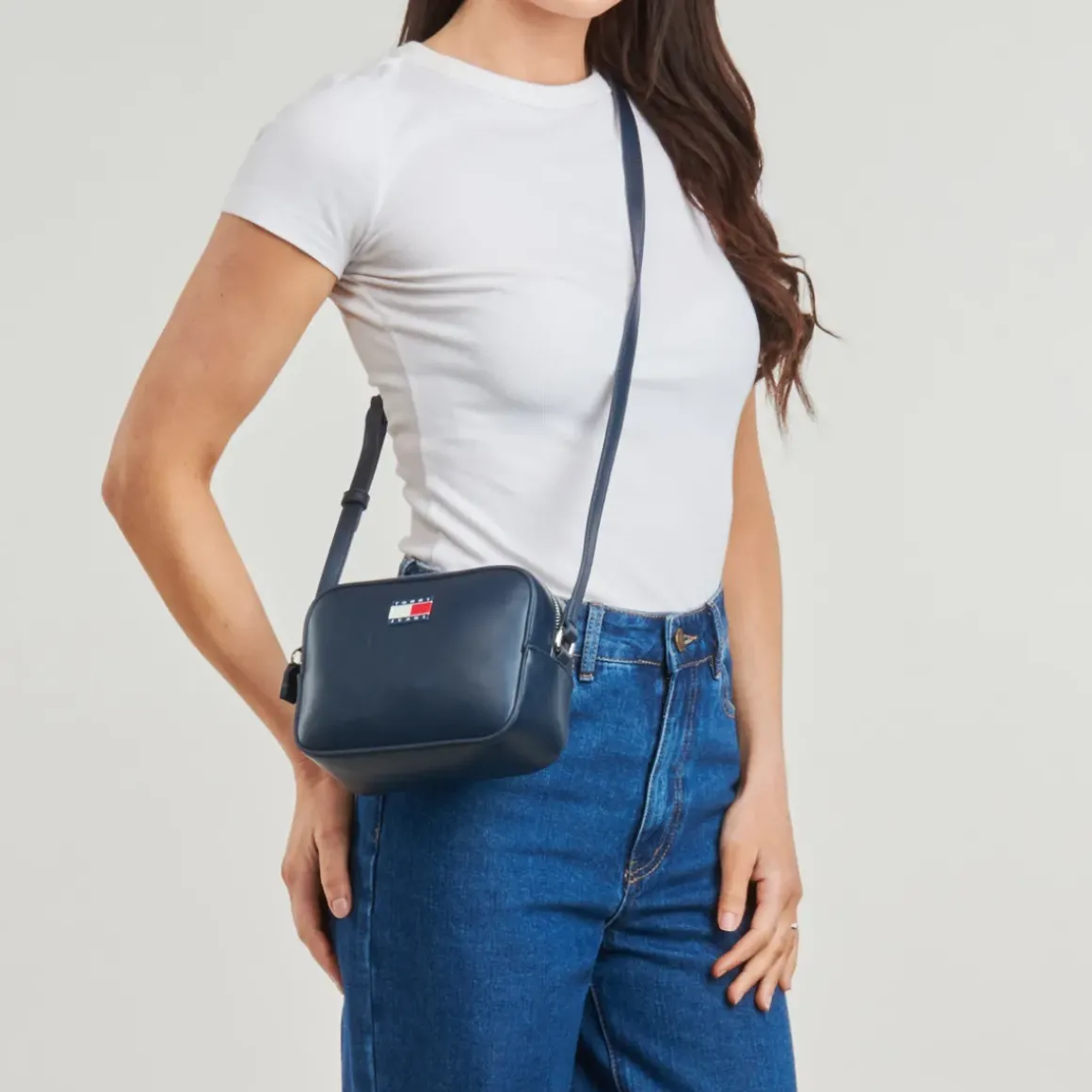 Tommy Jeans - TJW ESS MUST CAMERA BAG