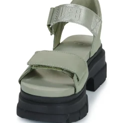 UGG - ASHTON ANKLE
