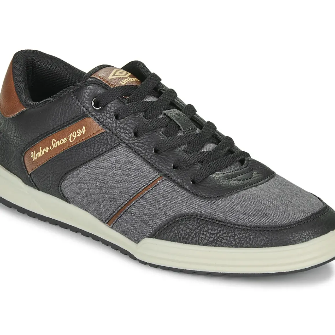 Umbro - UM PACCO