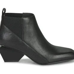 United nude - JACKY X
