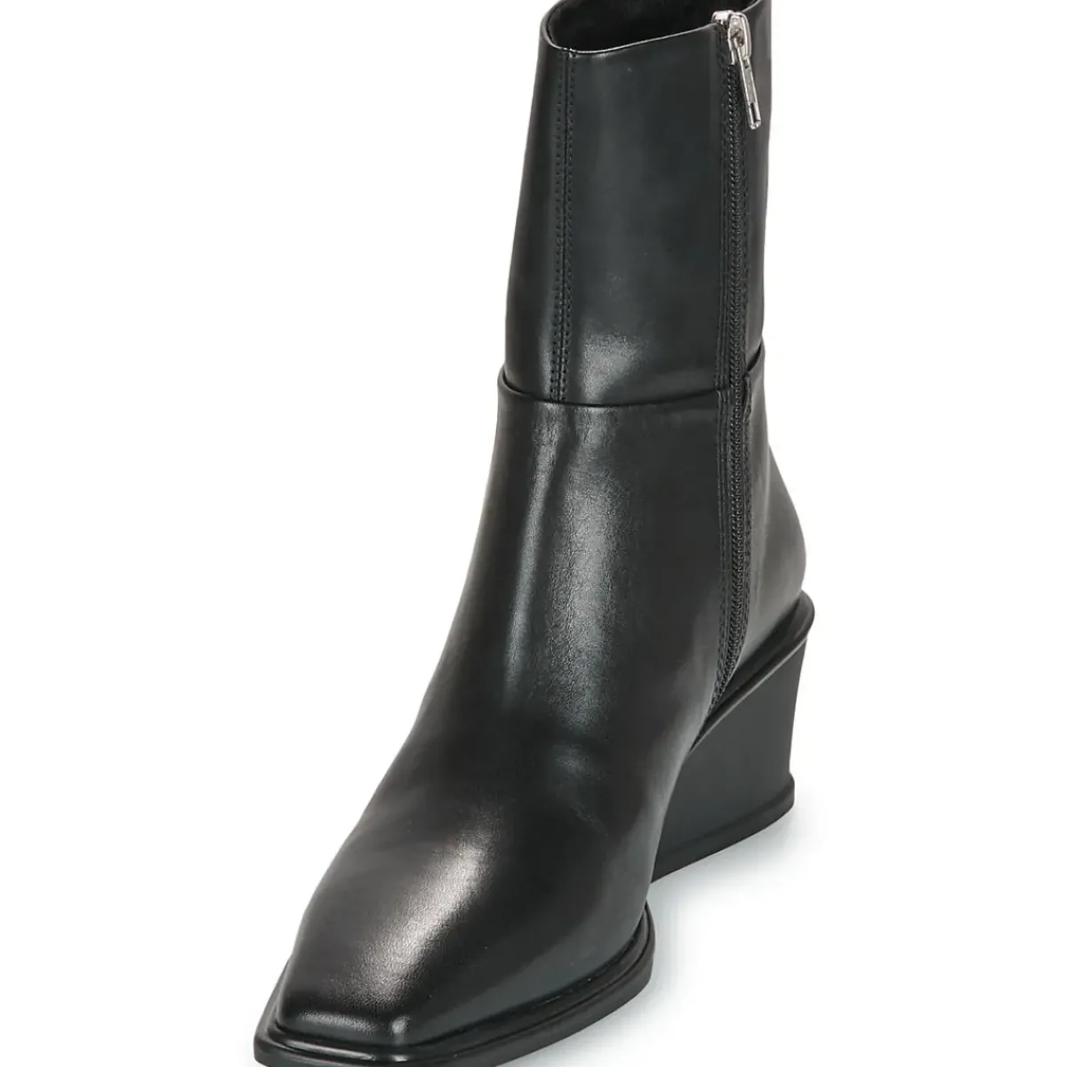 Vagabond Shoemakers - AINO